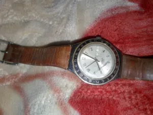 ساعة قديمة من صنع سويسري كلاسيكي Swatch Irony