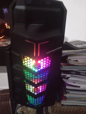 Pc للبيع بسعر مناسب ممتاز للجمينج