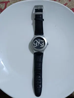 ساعه سواتش شغاله تمام