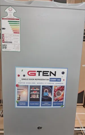 ثلاجة جديدة مع ضمان سنتين