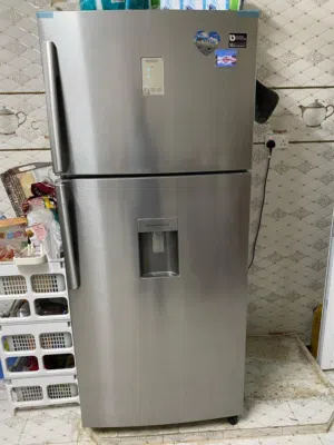 Samsung fridge with twin cooling technology. Size: 750 litres. Expat leaving Oman,