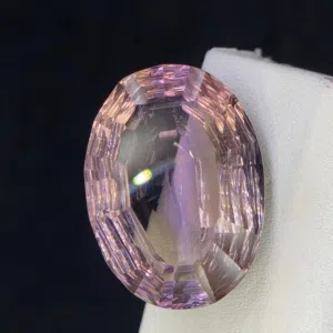 حجر أمترين بوليفي طبيعي مع شهادة المختبر natural bolivian ametrine stone with lab certificate