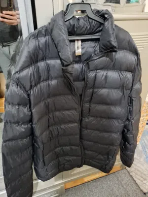 جاكيت Pull & Bear اصلي 100% حراري بوليستر ضد المي ..