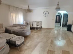 شقه مفروشه للبيع في الرابيه المساحه 178 م الطابق الارضي - الرقم المرجعي : 15072
