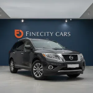 2015 NISSAN PATHFINDER V6  GCC SPEC