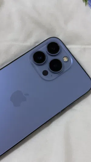 ايفون 13برو مستعمل ونظيف