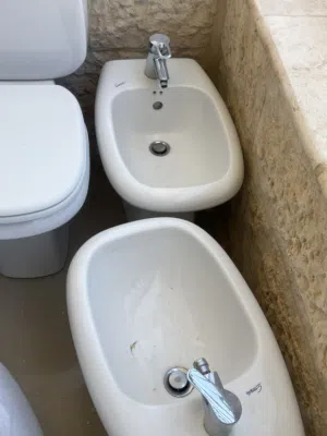 أطقم حمام عدد 2