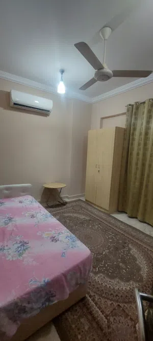 سكن  للشباب بالقرب من مسقط مول ونستو  وسوق بن راشد near nesto and muscat all Shared room