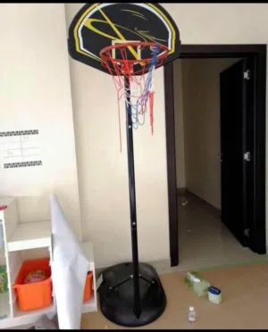 Basketball hoop