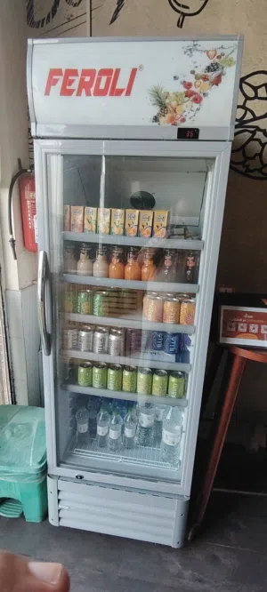 ثلاجة عرض باب واحد