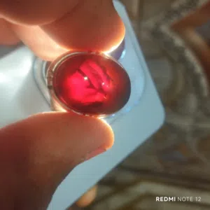 خاتم يماني مصور حجرة طبيعية