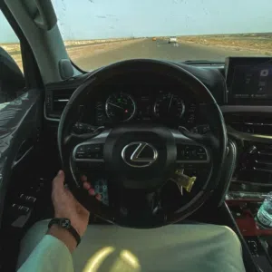 علي 