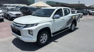 ميتسوبيشي L200 2022 Full option 4 x 4
