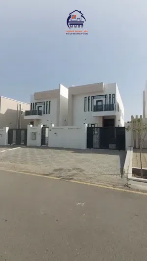 310 m2 5 Bedrooms Villa for Sale in Muscat Al Maabilah