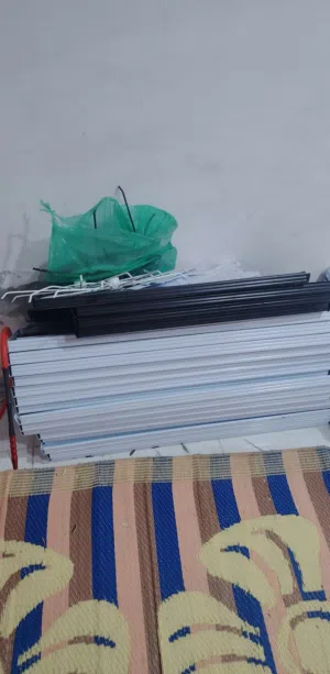 رفوف للبيع جديدات اساخدام قليل