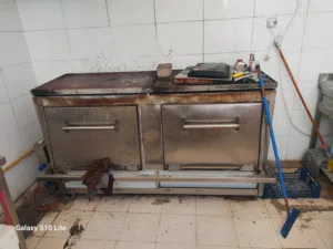 اغراض محل بيع وشوي الاسماك