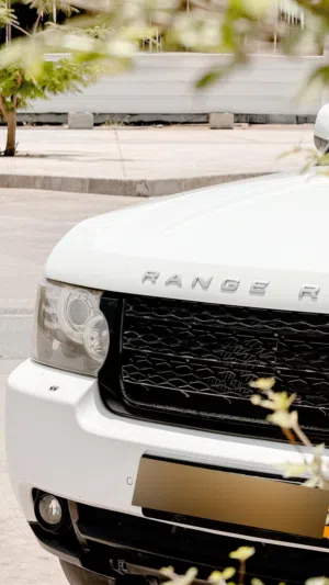 Used Land Rover Range Rover in Dhofar