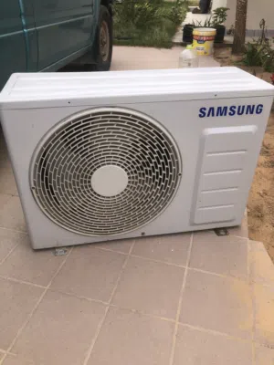 مكيف 18 سامسونج اصلي من تذبذب الضي القطعة الخارجية طلعت زيت شبه جديد