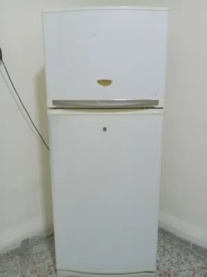 ثلاجه كبيره ماركة شارب
