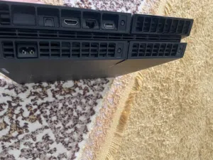 للبيع 4 مش مهكر في بيت الفيلد 1 ردد ريدمشن 2 ومات ماكس وفي العاب في الستور محملهم تعالوا ما نقصرش