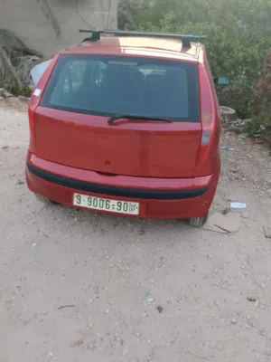 فيت بونتو موديل 2002