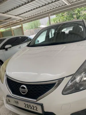 Nissan Tiida 2015