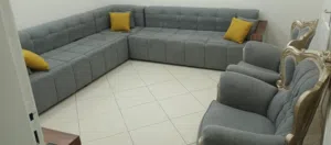 كنب مستخدم نظيف