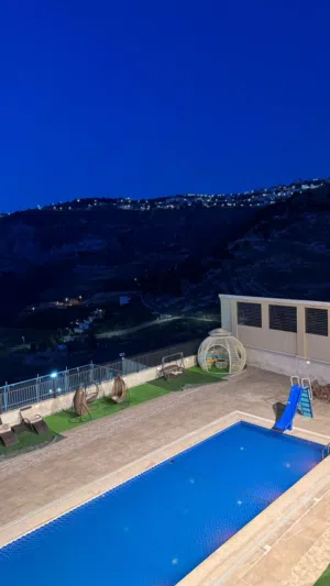  Chalet for Rent in Amman Mahes