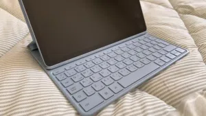 Lenovo IdeaTab A1 256 GB in Al Jahra