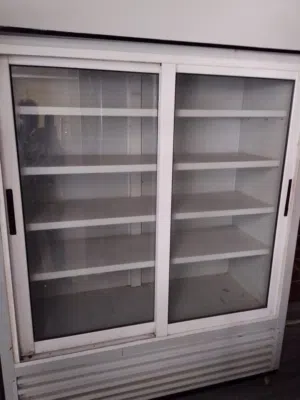 ثلاجات + فريزرات للبيع