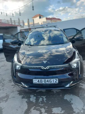 نيتا يو برو 400 ماشيه 45 الف قابل للزياده فل إضافات  فتحه بانوراما لون باذنجاني تحتوي 3 انظمه قيادة