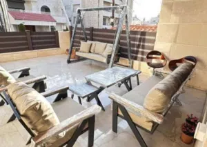 اثاث معدني خارجي مراجيح ثلاثية واطقم خماسي وسباعي