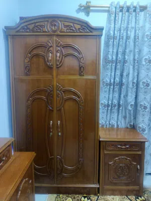 سلام عليكم غرفه اخشاب كامله تفصال نجاره كملت عليه