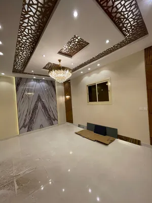 260 m2 5 Bedrooms Apartments for Rent in Tabuk Al Bawadi