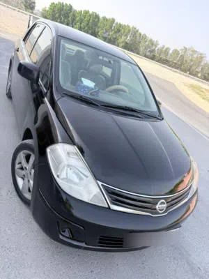Nissan tida 2012 /2nd owner urgent sale 1.8