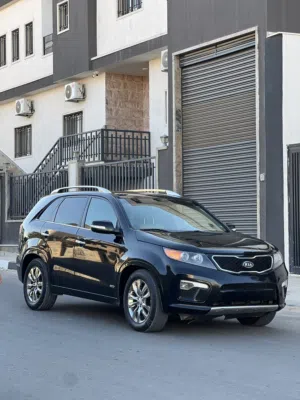 Used Kia Sorento in Tripoli