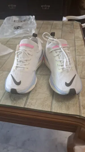 ORIGINAL NIKE ZOOM-X INVINCIBLE       ضاحية الرشيد RUN 03