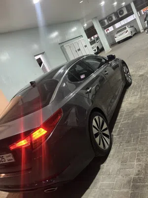 للبيع كيا k5 2012