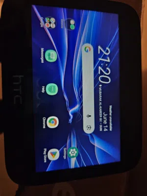 HTC 5G Hub With Box