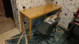 طاوله فقط تصلح لاب توب او جانبيه