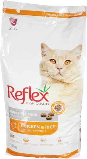 طعام للقطط Reflex الغني عن التعريف
