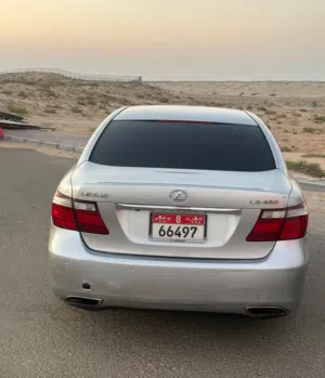 لكزس ل اس 2009