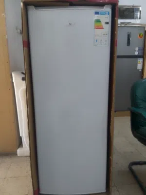 فريزر سامكس جديد ستوك 151لتر لون ابيض ست ادراج