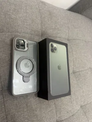 للبيع ايفون 11 برو ماكس