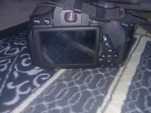 CANON EOS 650D