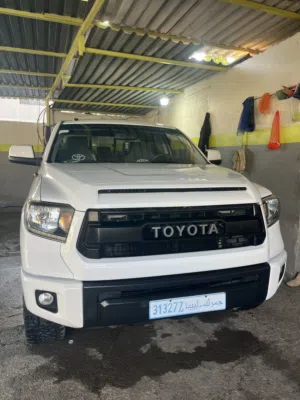 Used Toyota Tundra in Tripoli