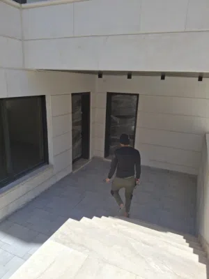 225 m2 4 Bedrooms Apartments for Sale in Amman Dahiet Al Ameer Rashed