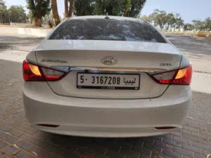 سوناتا 2012
