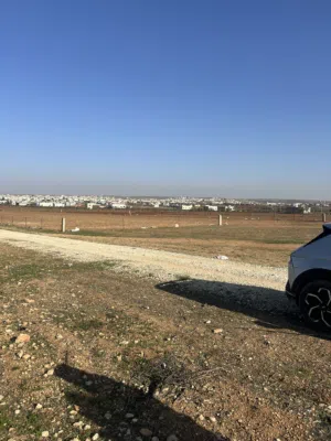 Residential . 4000 m2 . Agent4