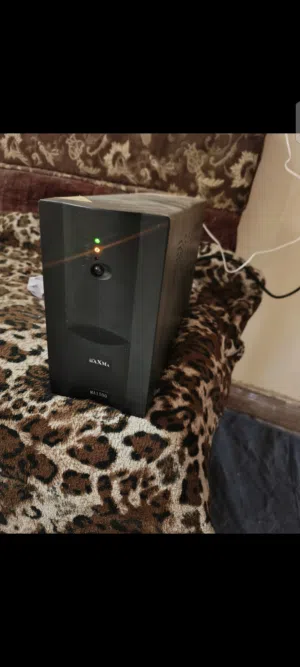 السلام عليكم عندي يو بي اس UPS مستعمل للبيع